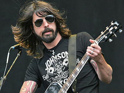 Dave Grohl: «Το Glee είναι μια μ…κια»