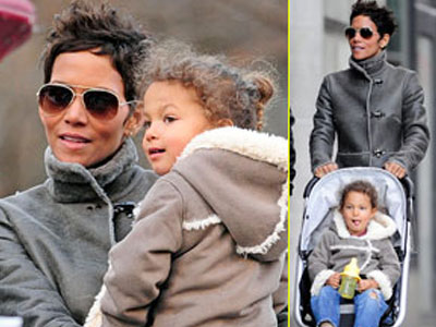 Η βόλτα της Halle Berry με την κόρη της