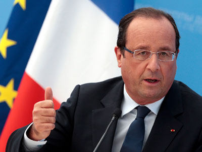 Ολάντ: «Η ΕΚΤ μετέφερε την ευθύνη στις κυβερνήσεις»