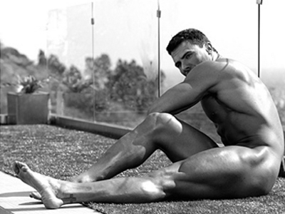 Ποιος διάσημος έχει επικίνδυνη εμμονή με το σώμα του;