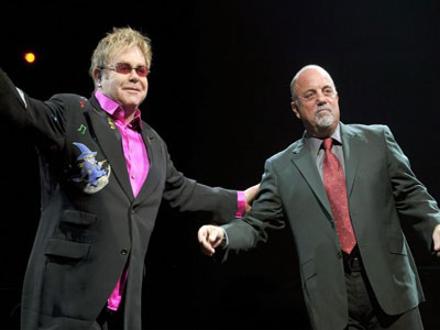 Elton John προς Billy Joel: Σύνελθε!