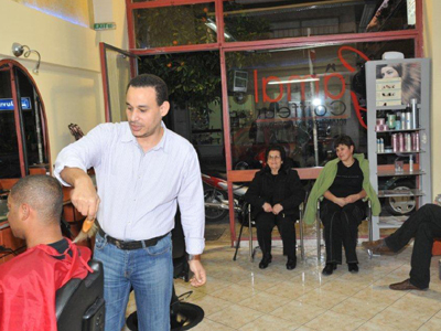 Ο… ψαλιδοχέρης από την Αίγυπτο Ο… ψαλιδοχέρης από την Αίγυπτο