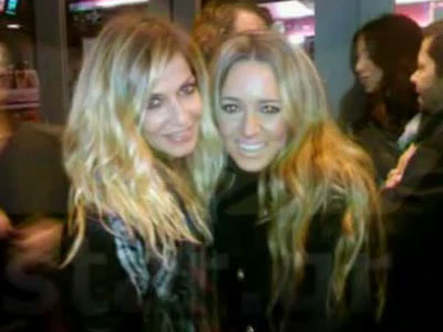 Η Καλομοίρα συνάντησε την Άννα Βίσση στην Νέα Υόρκη