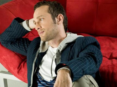 Γιώργος Καραδήμος: Ο έρωτας είναι ισχυρό ναρκωτικό