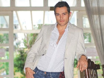 Γ. Καραμίχος: Μιλάει για «συνδικάτα» Ελλήνων ηθοποιών