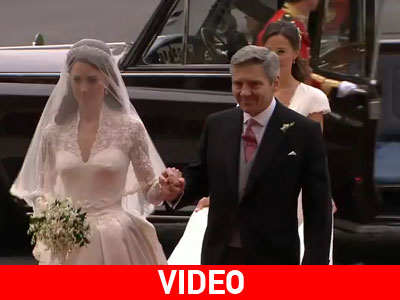 Δείτε την άφιξη της νύφης στο Αβαείο
