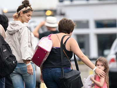 Η Katie Holmes, η Bella και η μικρή Suri