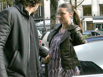 Κούκλα και έγκυος