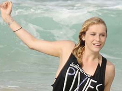 Με bikini η Ke$ha