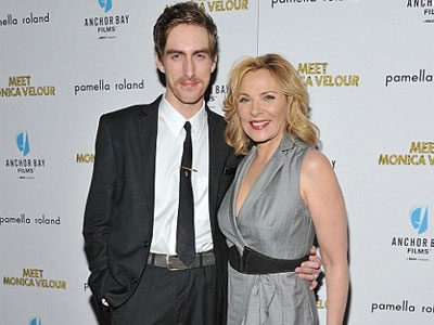 Η Kim Cattrall έγινε ξαφνικά σεμνότυφη;