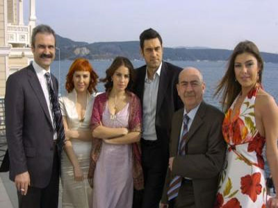 «Ασημένια Φεγγάρια» τέλος, επιστρέφει το «Κισμέτ»