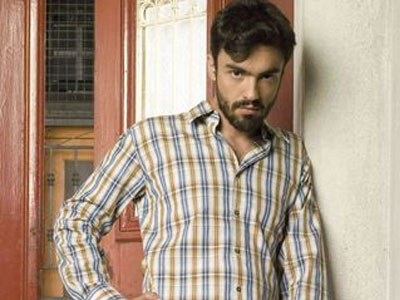 Επιστρέφει ο Μανώλης στην «Πολυκατοικία»