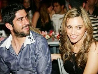 Κωνσταντίνου – Κυράστα: Ανέβαλαν ταξίδι για τα παιδιά τους