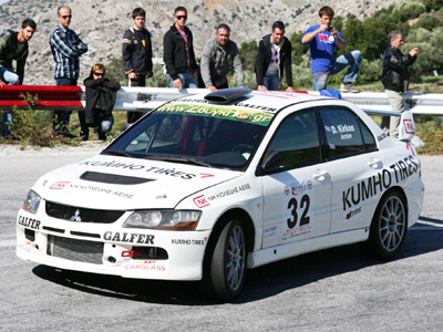 Τρέχουν σε ράλι… “Zougla” και “VETO”