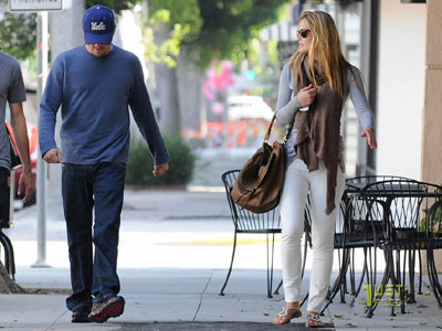 Τα ψώνια του DiCaprio με την Refaeli