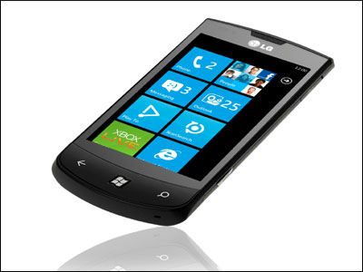 Το LG Optimus 7 εισαγάγει νέους ορίζοντες στην κινητή επικοινωνία