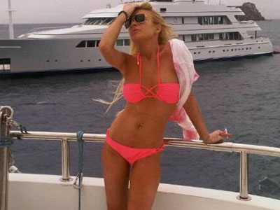 Η Lindsay Lohan χρειάζεται βοήθεια