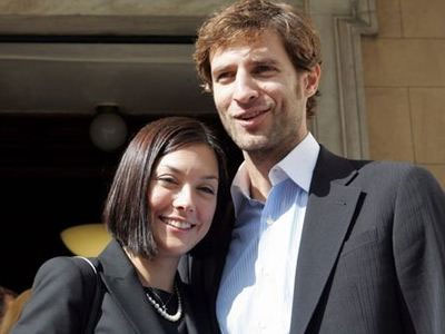 Μάξιμος Μουμούρης: Μιλάει για το ατύχημα της συζύγου του