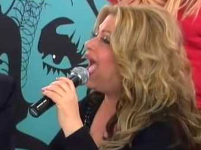 Βαφτίστηκε χριστιανή η Τζούλι Μασίνο