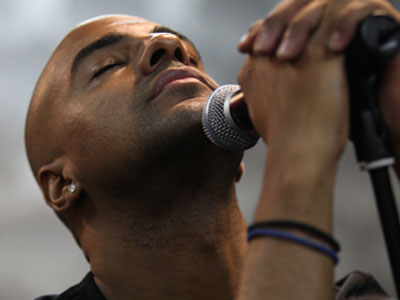 Ο Ησαΐας Ματιάμπα στην «Πολυκατοικία»