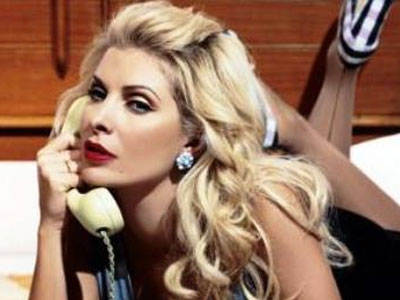 Ποιάς παρουσιάστριας το κινητό ζήτησε  η Μενεγάκη;