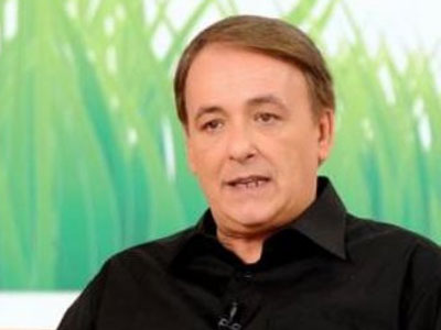 Ανδρέας Μικρούτσικος: Σκέφτεται πρόταση από την Κύπρο