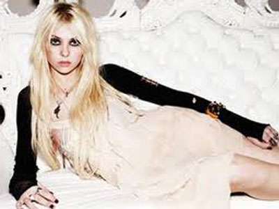 Taylor Momsen: «Οι γονείς μου φταίνε, που είμαι έτσι»