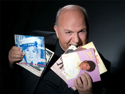 Ο Νίκος Μουρατίδης σαν ταύρος εν υαλοπωλείω