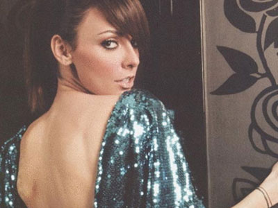 Η Μπέττυ Μαγγίρα ετοιμάζεται για την πρεμιέρα