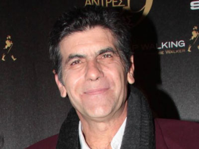 O Μπέζος για το star system: «Πασίγνωστοι… που δεν τους ξέρουμε!»