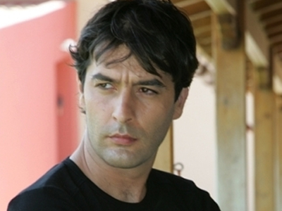 Ο Μπισμπίκης δεν είναι ο αντί-Μπουγιούρης