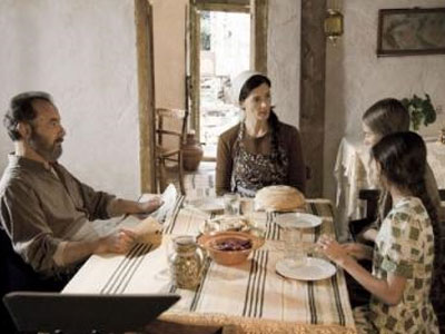 Οι μικρές πρωταγωνίστριες του σήριαλ «το Νησί»