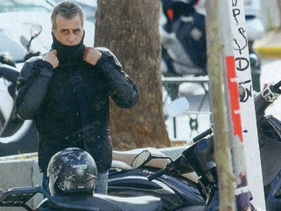 Γιώργος Νινιός: Στο Κολωνάκι για βόλτα