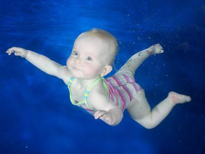 Η πρώτη επαφή με το κολύμπι