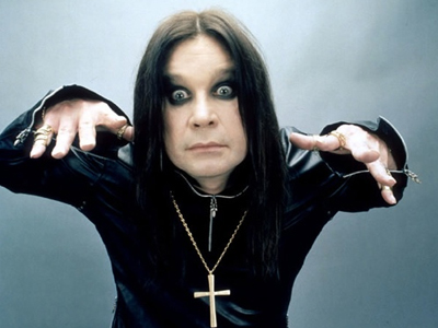 Ανησυχεί για το γιο του