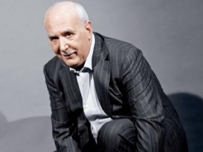 Ο Παπαδάκης δεν πάει πουθενά