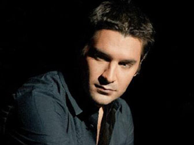 Θα υποδυθεί τον Μότσαρτ ο Παπακαλιάτης