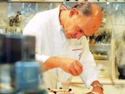 Σ. Παρλιάρος: «Τα realities δεν προσφέρουν τίποτα»