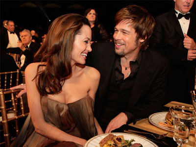 Σχεδιάζουν μια σεμνή τελετή γάμου