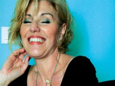 Η Πόπη Διαμαντάκου στάζει δηλητήριο…