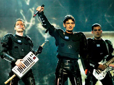 Μιχάλης Ρακιντζής: «Η Eurovision είναι για νέους καλλιτέχνες»