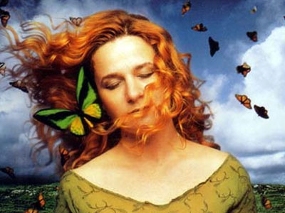 Ευανθία Ρεμπούτσικα: «Γράφω μουσική από δική μου ανάγκη»