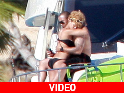 Η Rihanna μετακομίζει με τον Matt