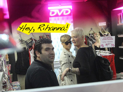 Η Rihanna κάνει «πονηρά» ψώνια