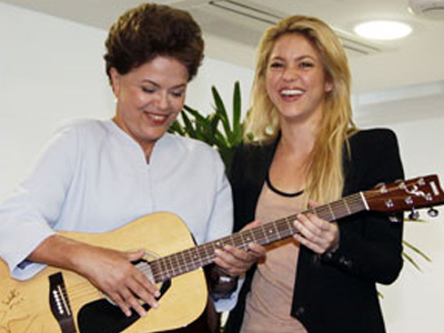 Η Shakira με την πρωθυπουργό της Βραζιλίας