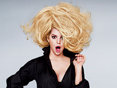 Η Jessica Simpson κατακτά την μόδα;