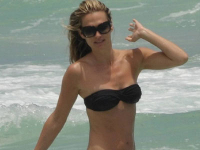 Το bikini της Molly Sims