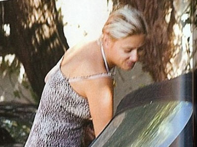 Η Φαίη Σκορδά δεν είναι πια ξανθιά…