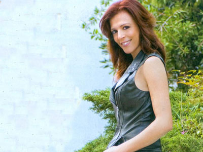 Ράνια Σχίζα: «Η τηλεόραση δίνει τα διαπιστευτήρια»