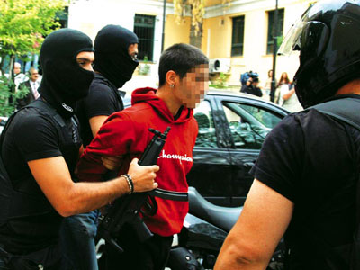 Γνωρίζουν τον βομβιστή-Έρχονται νέα εντάλματα